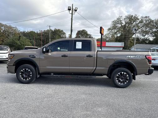 2024 Nissan Titan XD PRO-4X