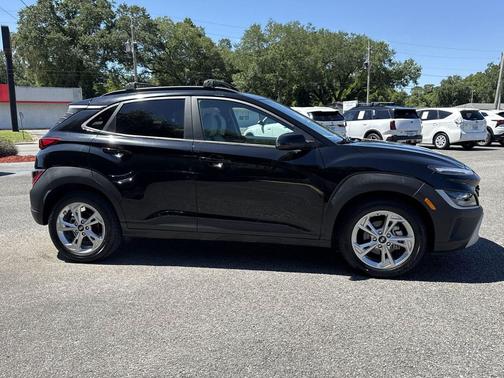 Ultra Black 2022 Hyundai KONA SEL