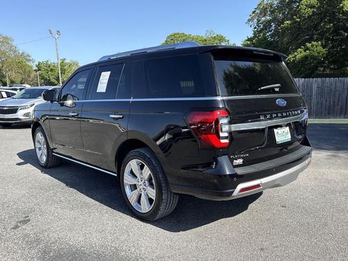 Agate Black Metallic 2023 Ford Expedition Platinum