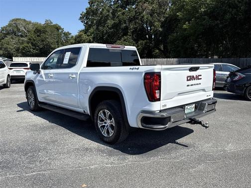 2024 GMC Sierra 1500 SLE