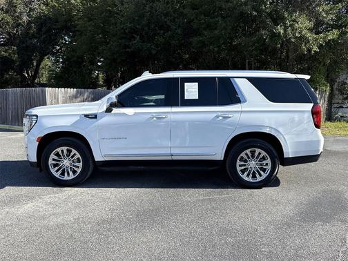 2022 GMC Yukon SLT
