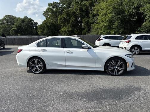 2024 BMW 330 i