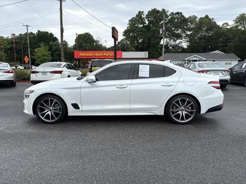 2022 Genesis G70 2.0T RWD