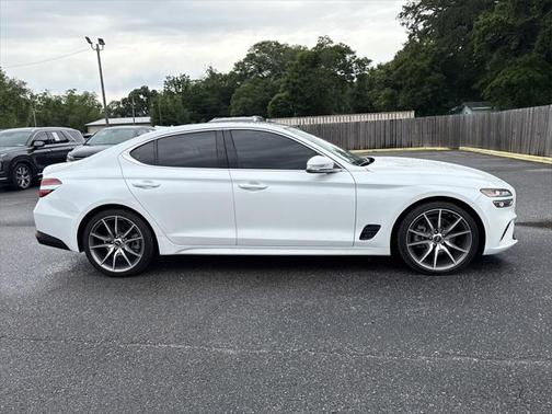 2022 Genesis G70 2.0T RWD
