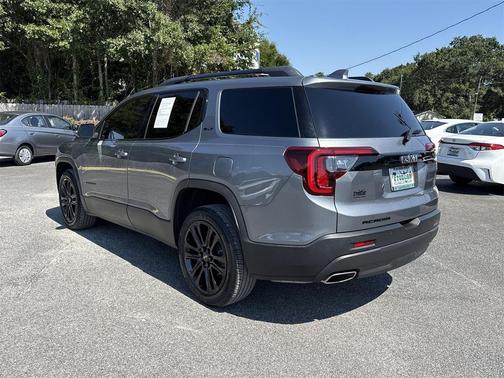 2022 GMC Acadia FWD SLT