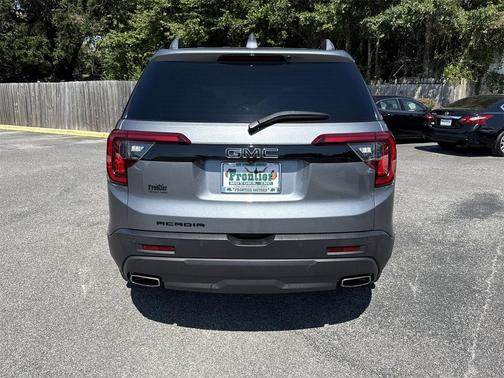 2022 GMC Acadia FWD SLT