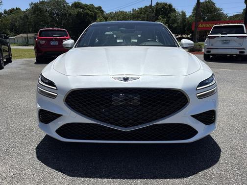 Uyuni White 2023 Genesis G70 2.0T RWD