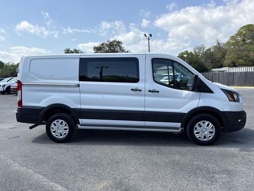 Oxford White 2024 Ford Transit-250 Base