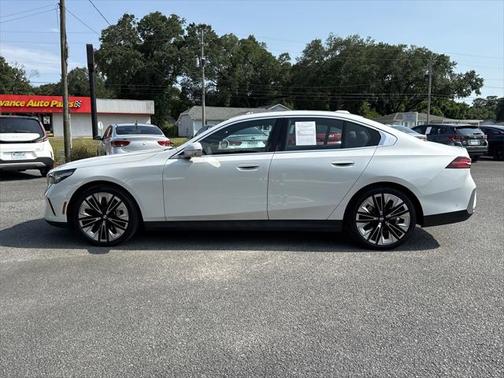 2024 BMW 530 i