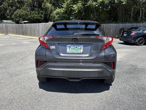 2021 Toyota C-HR LE