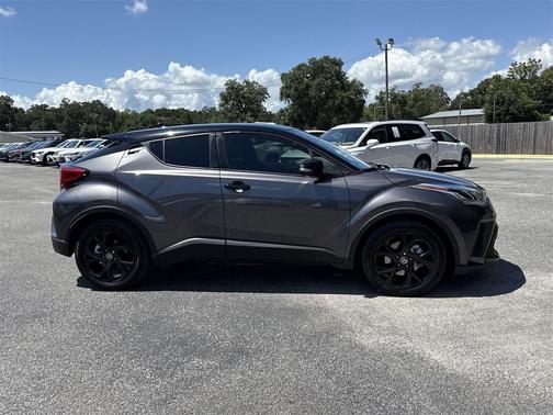 2021 Toyota C-HR LE