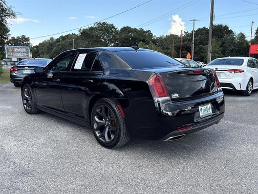 2021 Chrysler 300 S