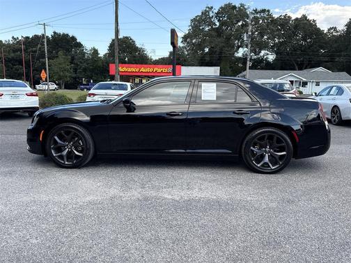 2021 Chrysler 300 S