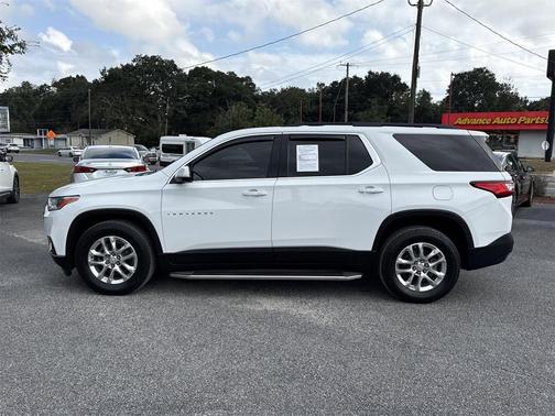 2021 Chevrolet Traverse LT Cloth