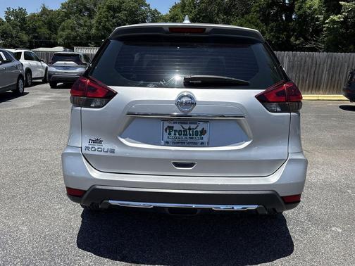 Brilliant Silver Metallic 2019 Nissan Rogue S