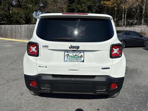 2022 Jeep Renegade Latitude