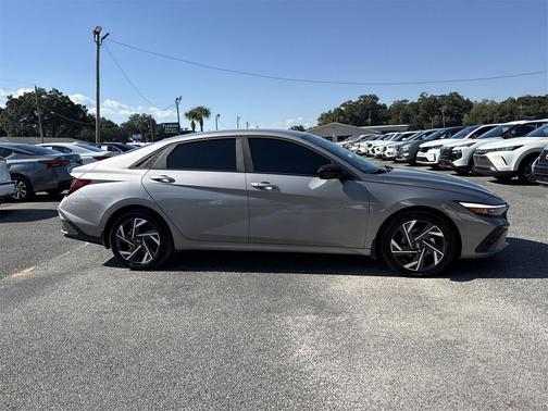 2025 Hyundai ELANTRA Sport