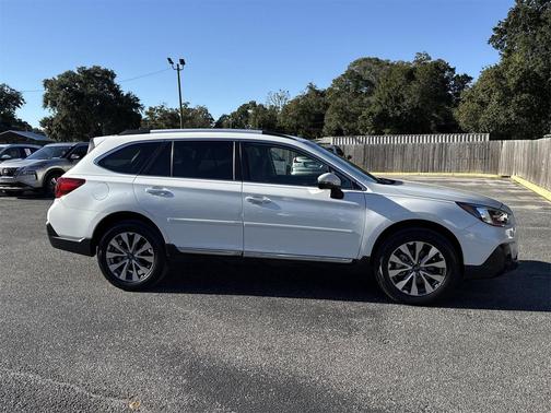 2019 Subaru Outback 2.5i Touring