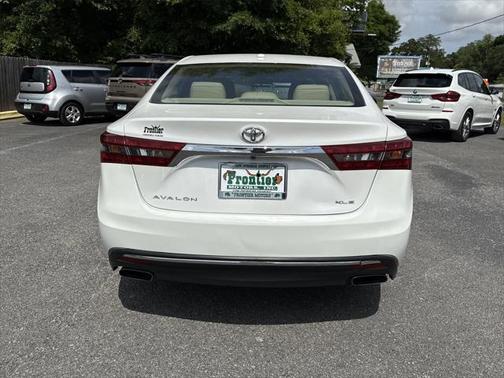 2016 Toyota Avalon XLE