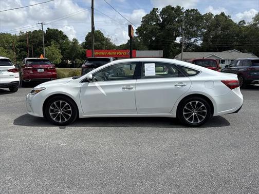 2016 Toyota Avalon XLE