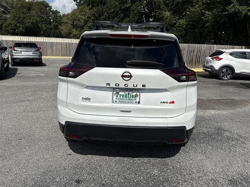 2025 Nissan Rogue Rock Creek