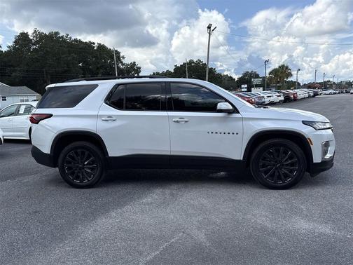 2022 Chevrolet Traverse RS