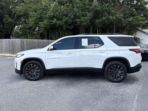 2022 Chevrolet Traverse RS