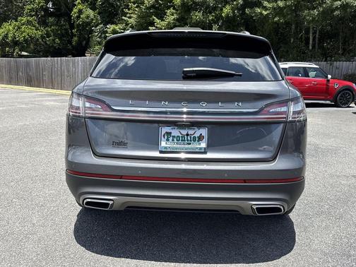 Asher Gray Metallic Clearcoat 2022 Lincoln Nautilus Reserve