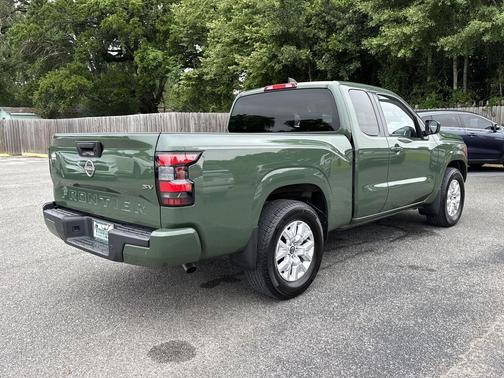 Tactical Green Metallic 2022 Nissan Frontier SV