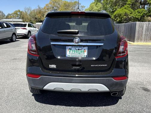 Ebony Twilight Metallic 2022 Buick Encore Preferred