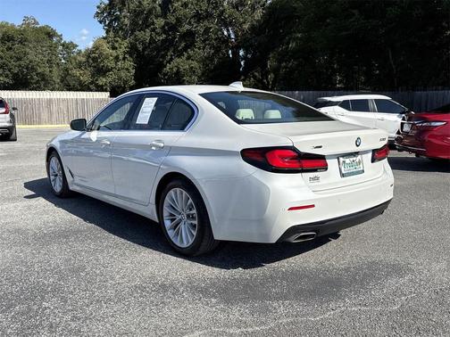 2022 BMW 530 i xDrive