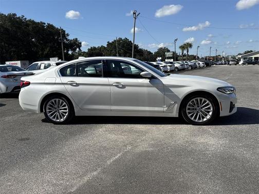 2022 BMW 530 i xDrive
