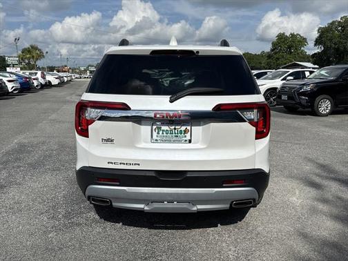 2023 GMC Acadia FWD SLT