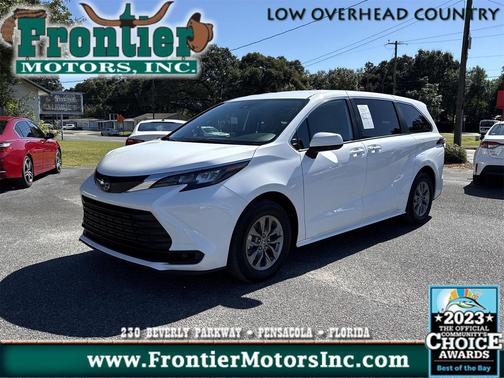 2025 Toyota Sienna LE
