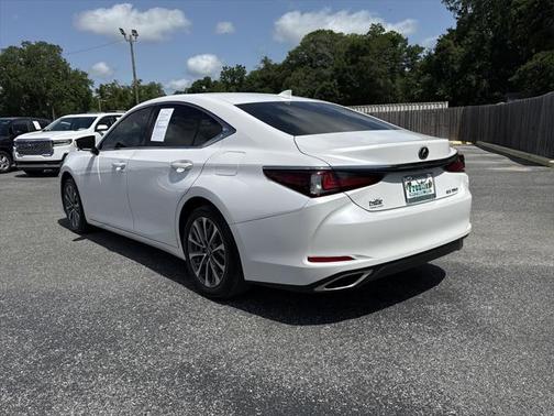 2023 Lexus ES 350 Base