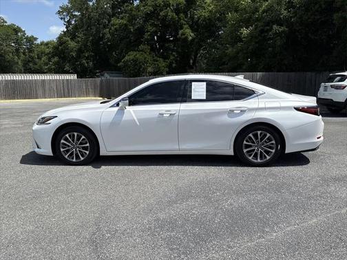 2023 Lexus ES 350 Base