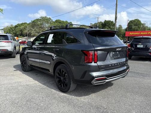 2022 Kia Sorento SX