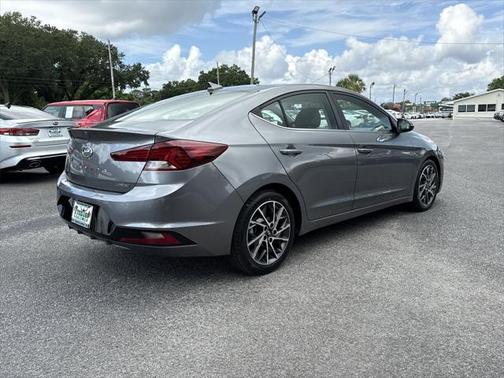 2020 Hyundai ELANTRA Limited