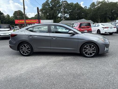 2020 Hyundai ELANTRA Limited