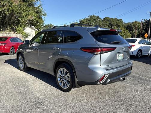 2022 Toyota Highlander Limited