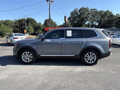 2022 Kia Telluride LX