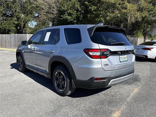 2023 Honda Pilot 2WD EX-L 8 Passenger