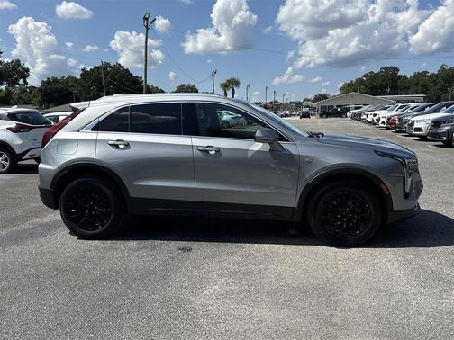 2024 Cadillac XT4 Premium Luxury