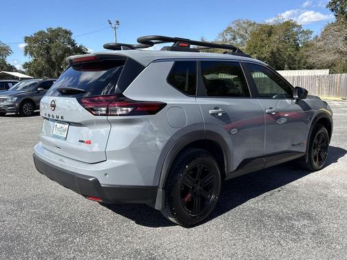 2025 Nissan Rogue Rock Creek