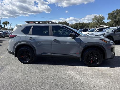2025 Nissan Rogue Rock Creek