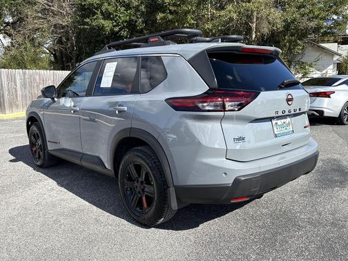 2025 Nissan Rogue Rock Creek