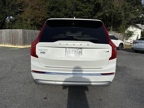 2022 Volvo XC90 T6 Inscription