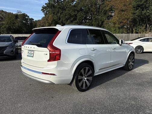 2022 Volvo XC90 T6 Inscription
