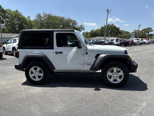 Bright White Clearcoat 2019 Jeep Wrangler Sport S