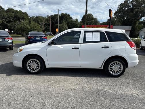 2004 Toyota Matrix Base